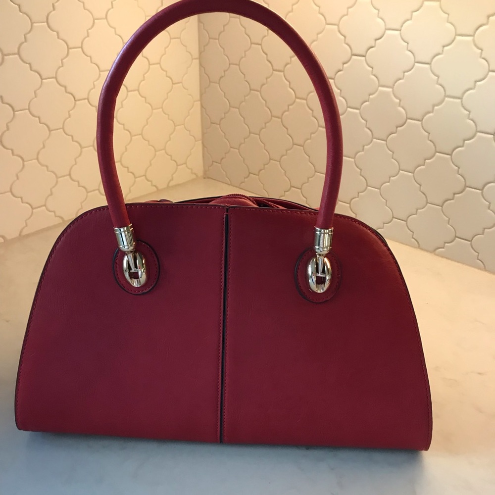 This is a original Dorica handbag.